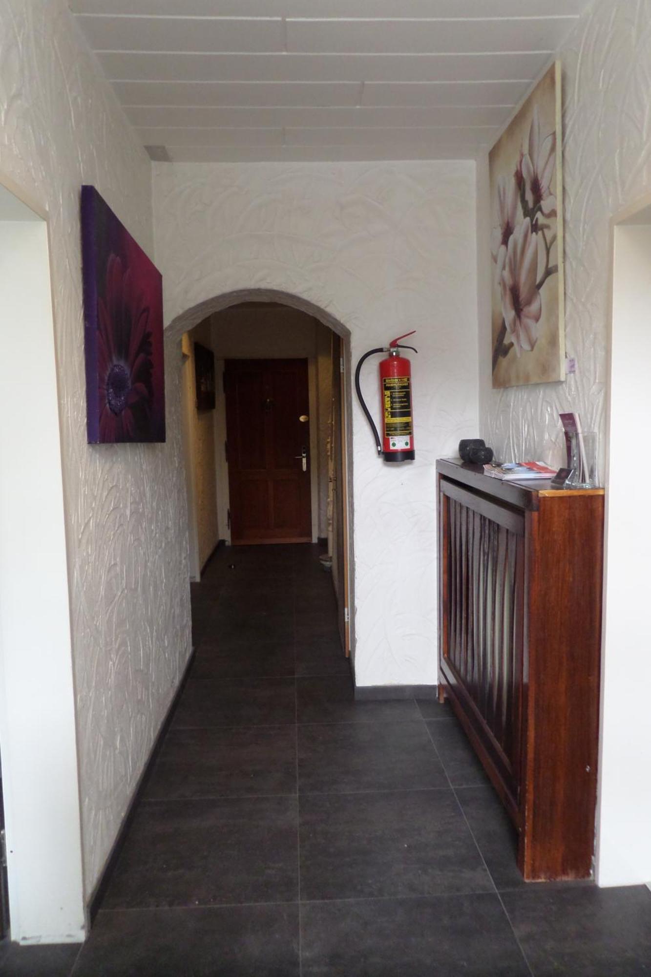 Haus Gerry Hotel Düsseldorf Eksteriør billede