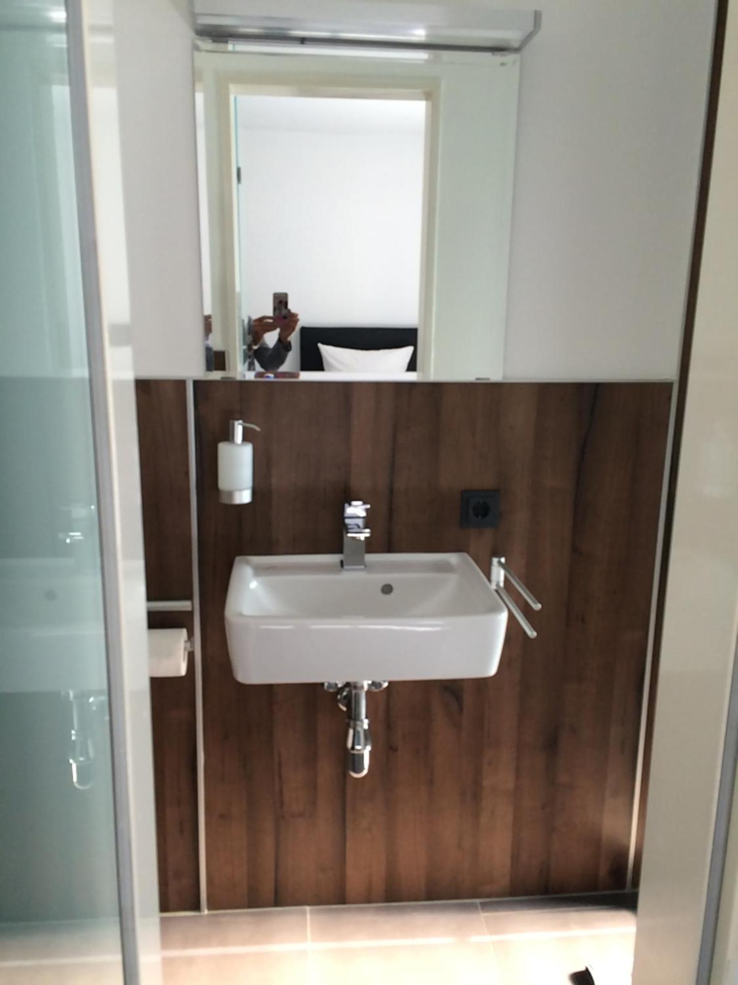 Haus Gerry Hotel Düsseldorf Eksteriør billede